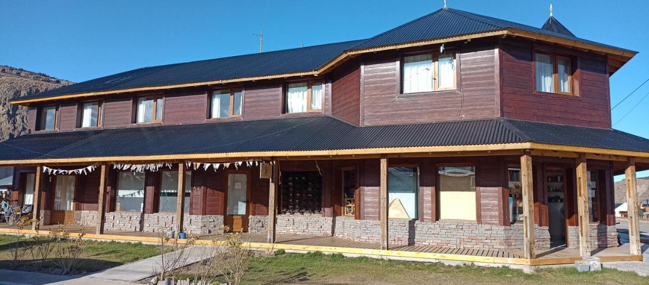 Aparts Complejo Ricanor El Chaltén Zewnętrze zdjęcie